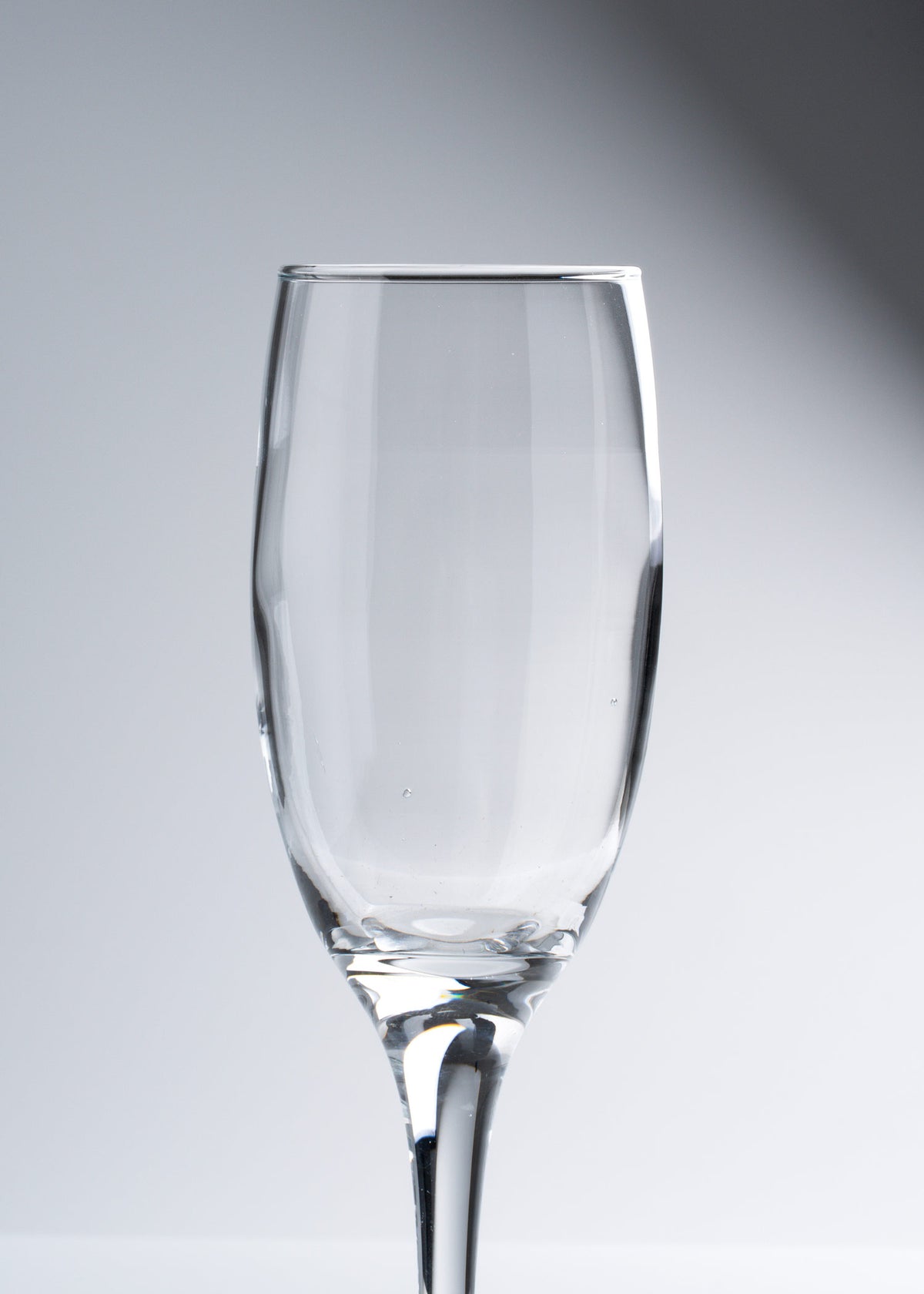 Copa flauta de vidrio transparente Barone 190 ml — imagen de producto, vista 4
