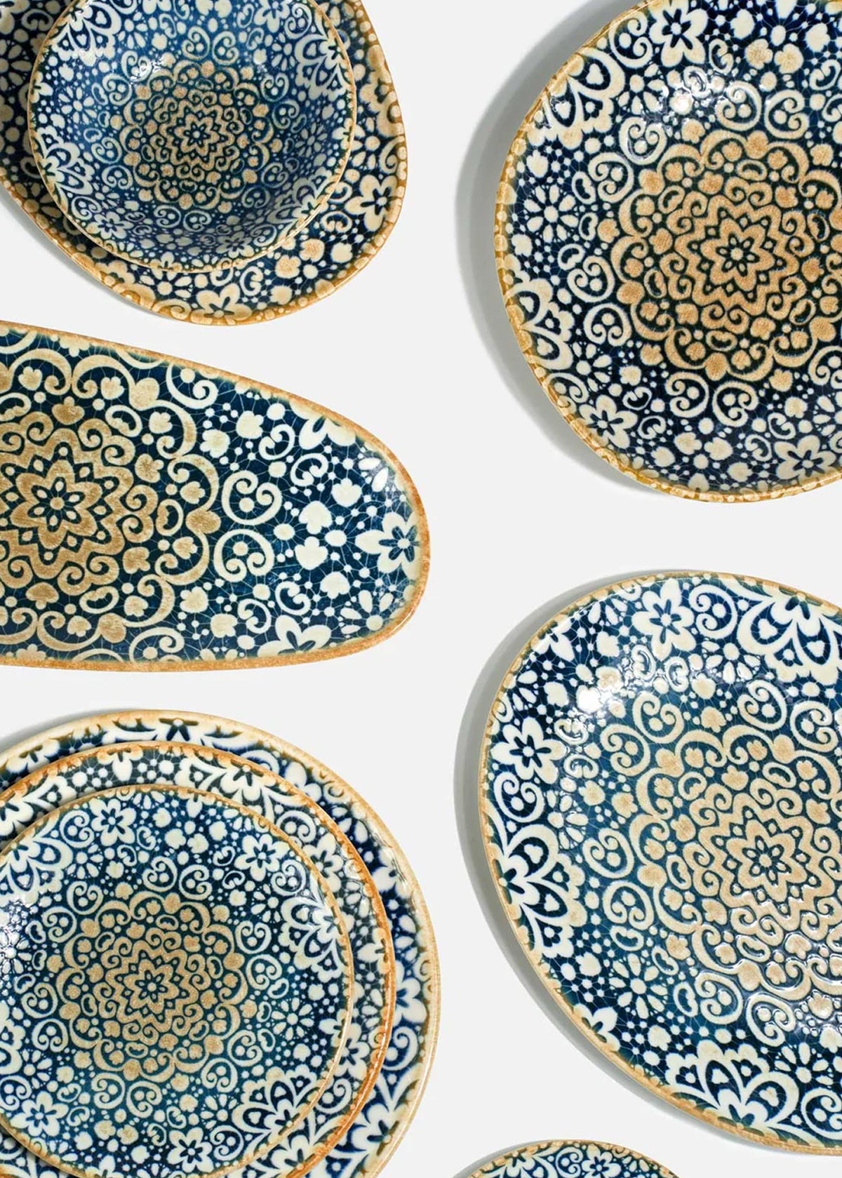 Platos trinche de porcelana azul y blanco Bursa — imagen de producto, vista 1