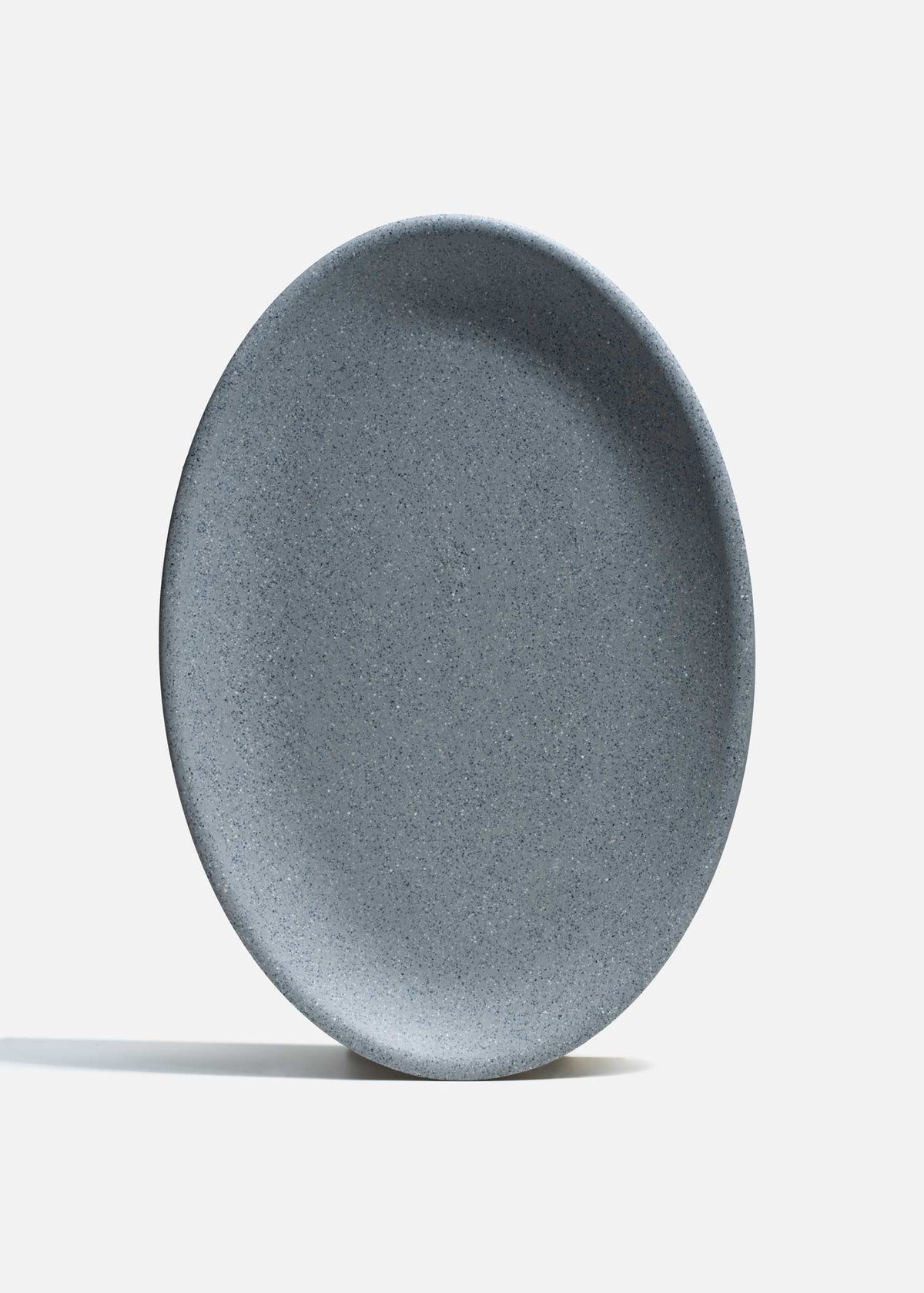 Platos ovalados de melamina gris mate Dakota — imagen de producto