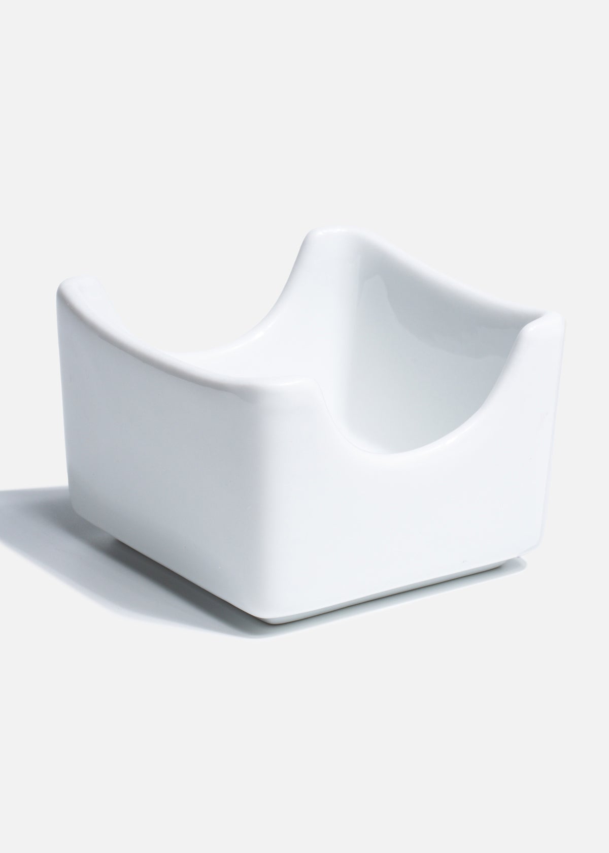 Azucarera de porcelana blanca Fionn — imagen de producto, vista 1