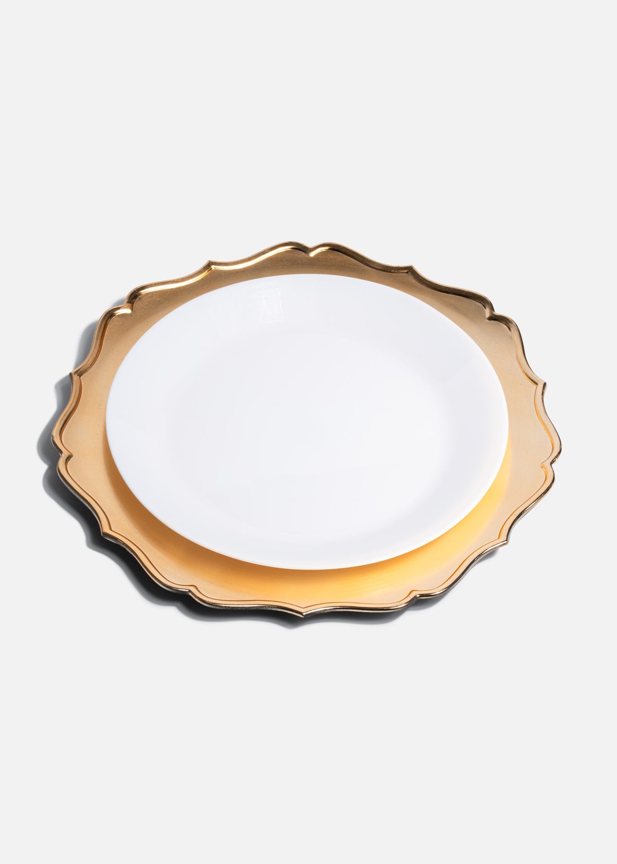 Bajo plato dorado de plástico Romana 33 cm — imagen de producto