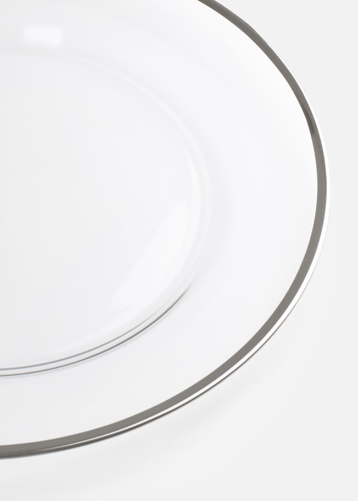 Plato base de vidrio con filo plateado 32.5 cm — imagen de producto