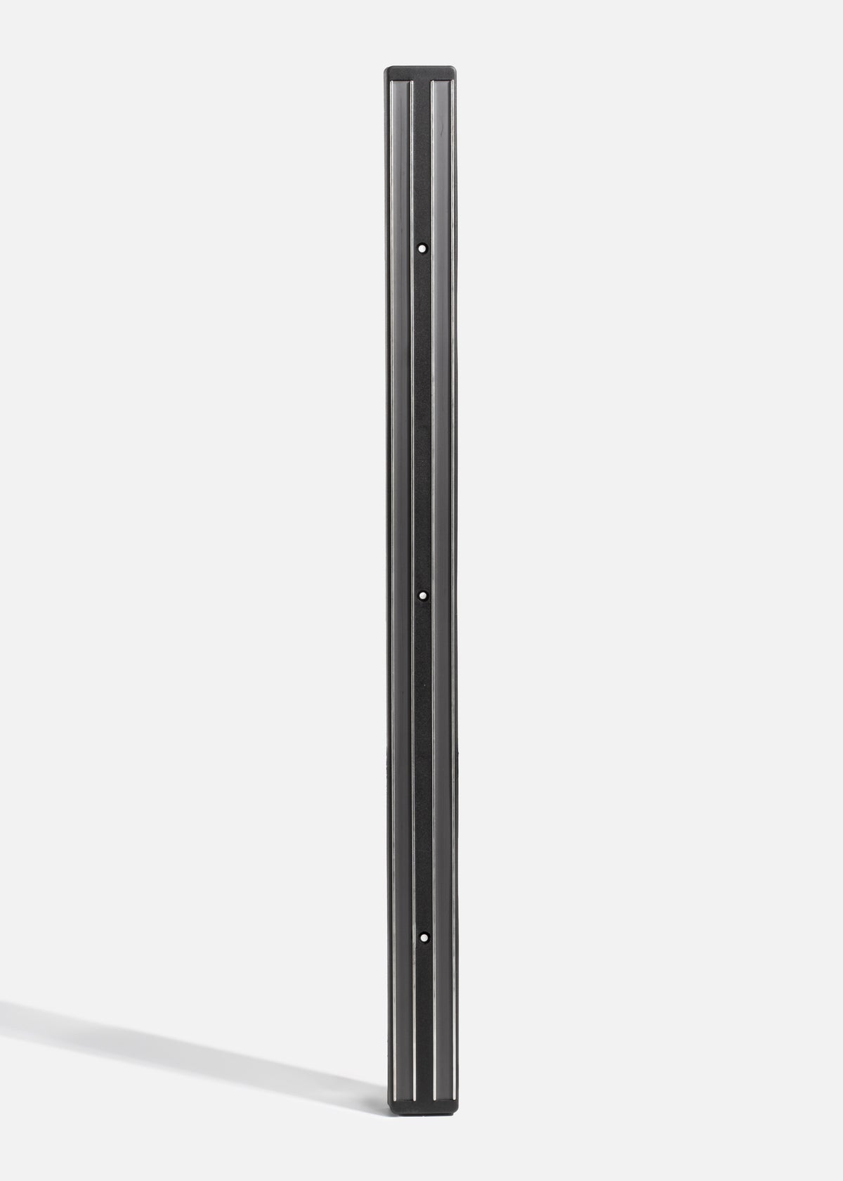 Barra magnética para cuchillos de plástico negro 62 cm / 24" — imagen de producto