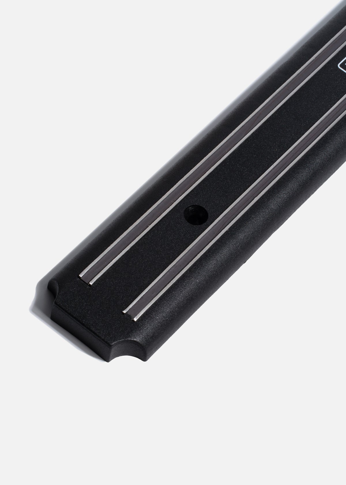 Barra magnética para cuchillos de plástico y acero inoxidable Mag Strip 38 cm — imagen de producto
