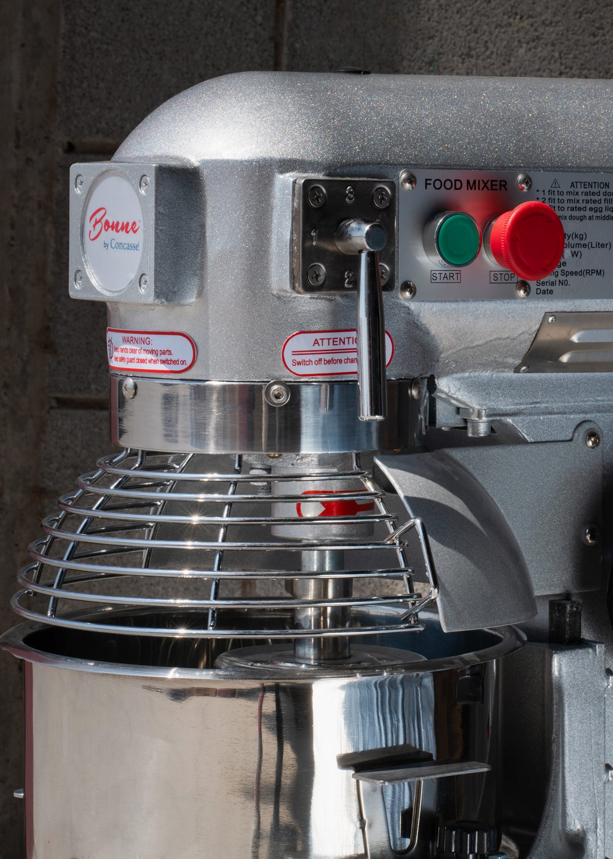 Batidora planetaria tres velocidades de acero inoxidable plata 5 kg de masa 10 L — imagen de producto