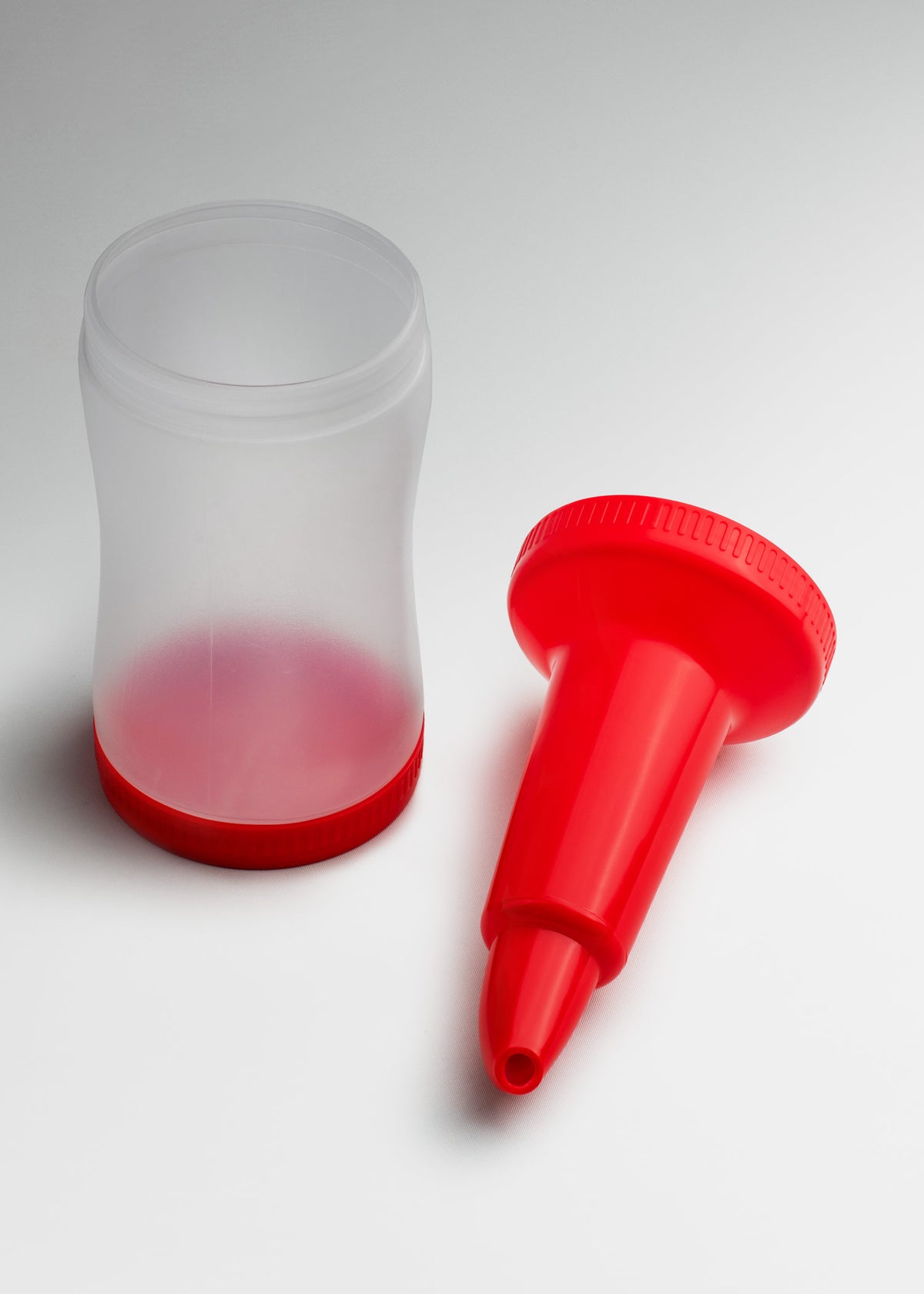 encuentra botella de plastico maha