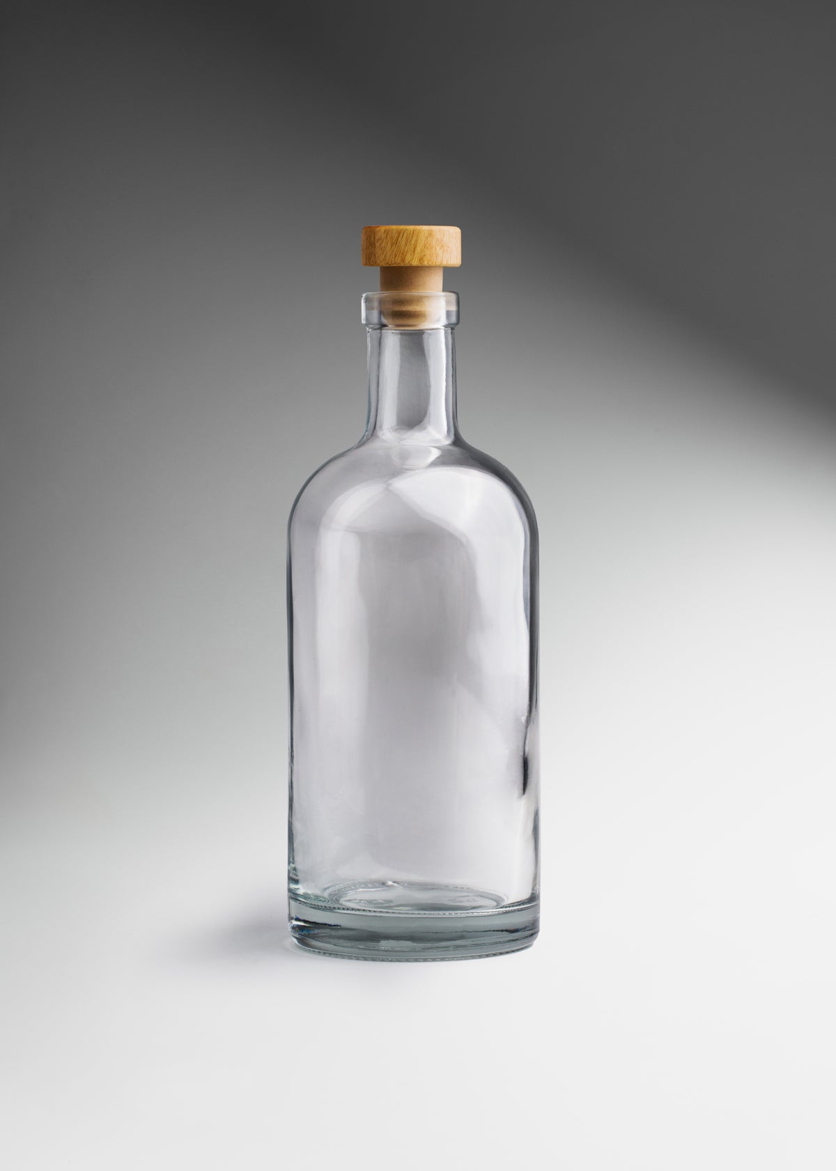 Botella mezcalera de vidrio transparente Premium Liverpool 750 ml — imagen de producto