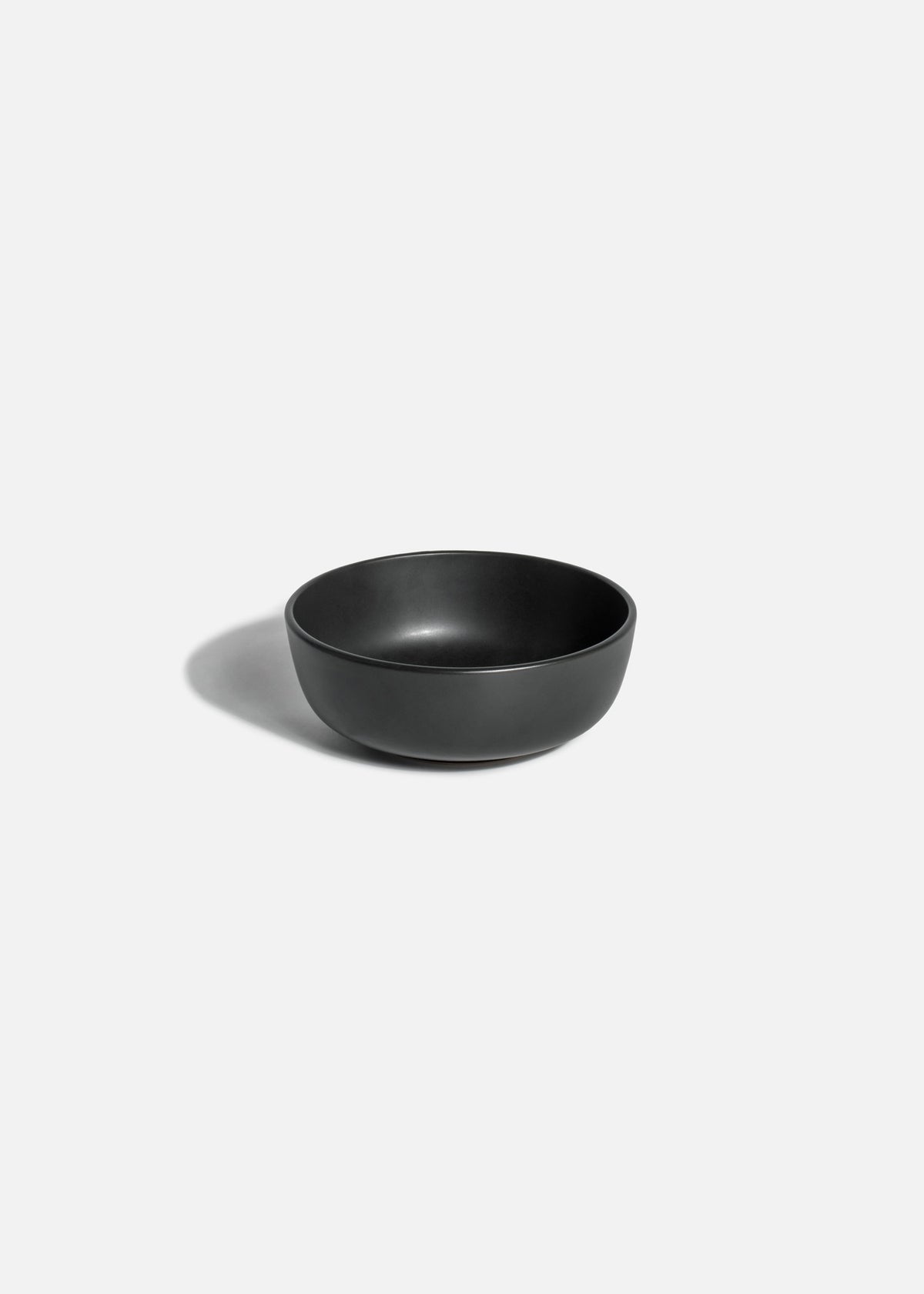 Bowl de cerámica negro Royal 550 ml — imagen de producto