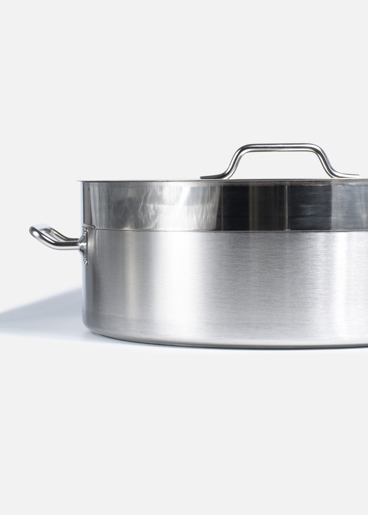 Budineras de acero inoxidable quirúrgico plata con tapa Hiru 25 L. Premium — imagen de producto