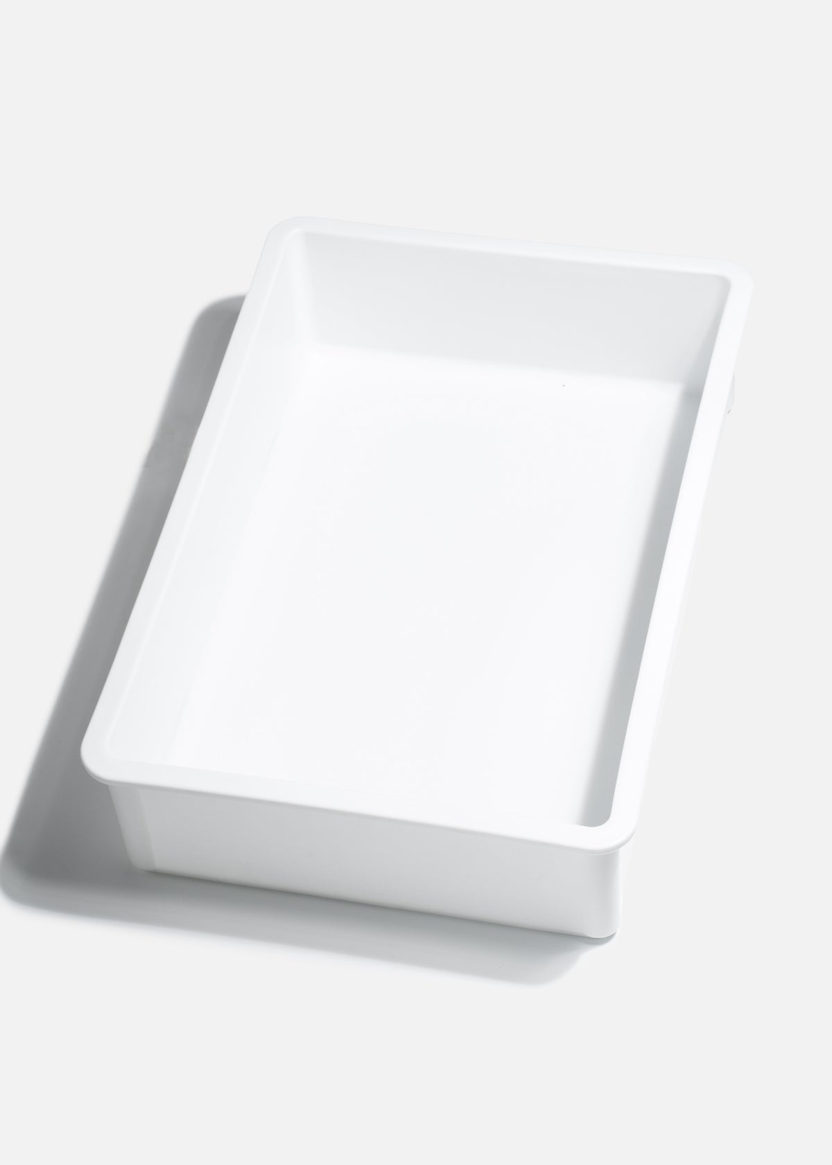 Caja para masa de pizza de polipropileno blanca Lyra 66x45.7x15.2 cm 20.5 L. Premium — imagen de producto