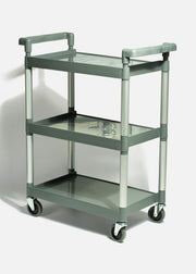 Carro de servicio plástico de tres niveles gris calidad Rubbermaid — imagen de producto
