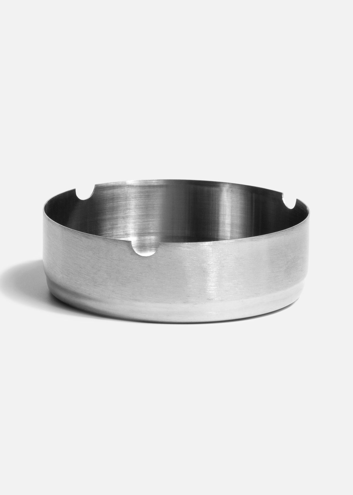 Cenicero redondo de acero inoxidable plata Silver Ash 10 cm — imagen de producto