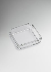 Cenicero cuadrado de vidrio transparente 9.3 cm — imagen de producto