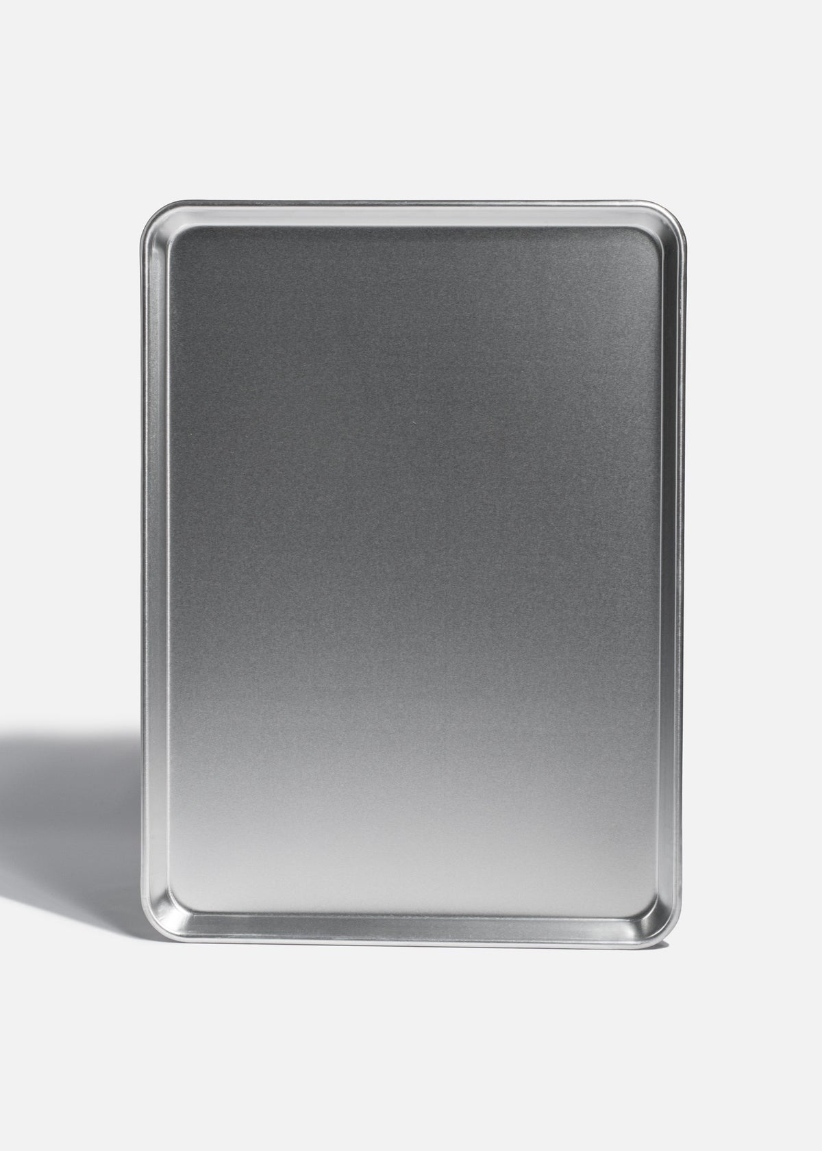 Charola de aluminio plata Tava 38.1x53.34 cm. Premium — imagen de producto