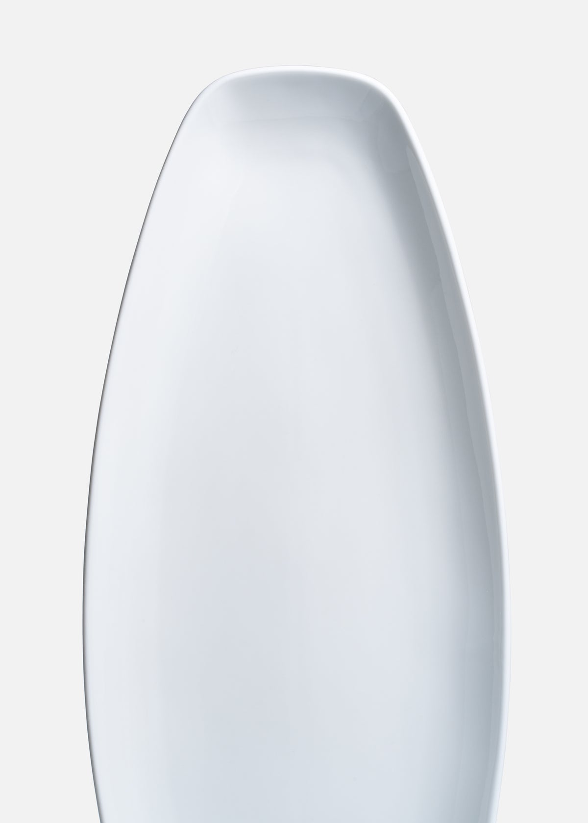 Charola canoa de porcelana blanco Luna 47x18 cm — imagen de producto, vista 3