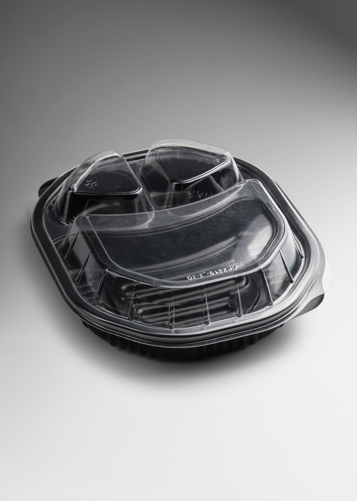 Contenedor para alimentos domo desechable tres divisiones de plástico 23x19x7 cm — imagen de producto