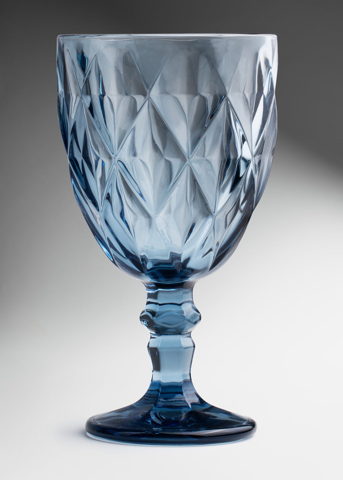 Copa para agua de cristal cortado azul Diamond 325 ml — imagen de producto