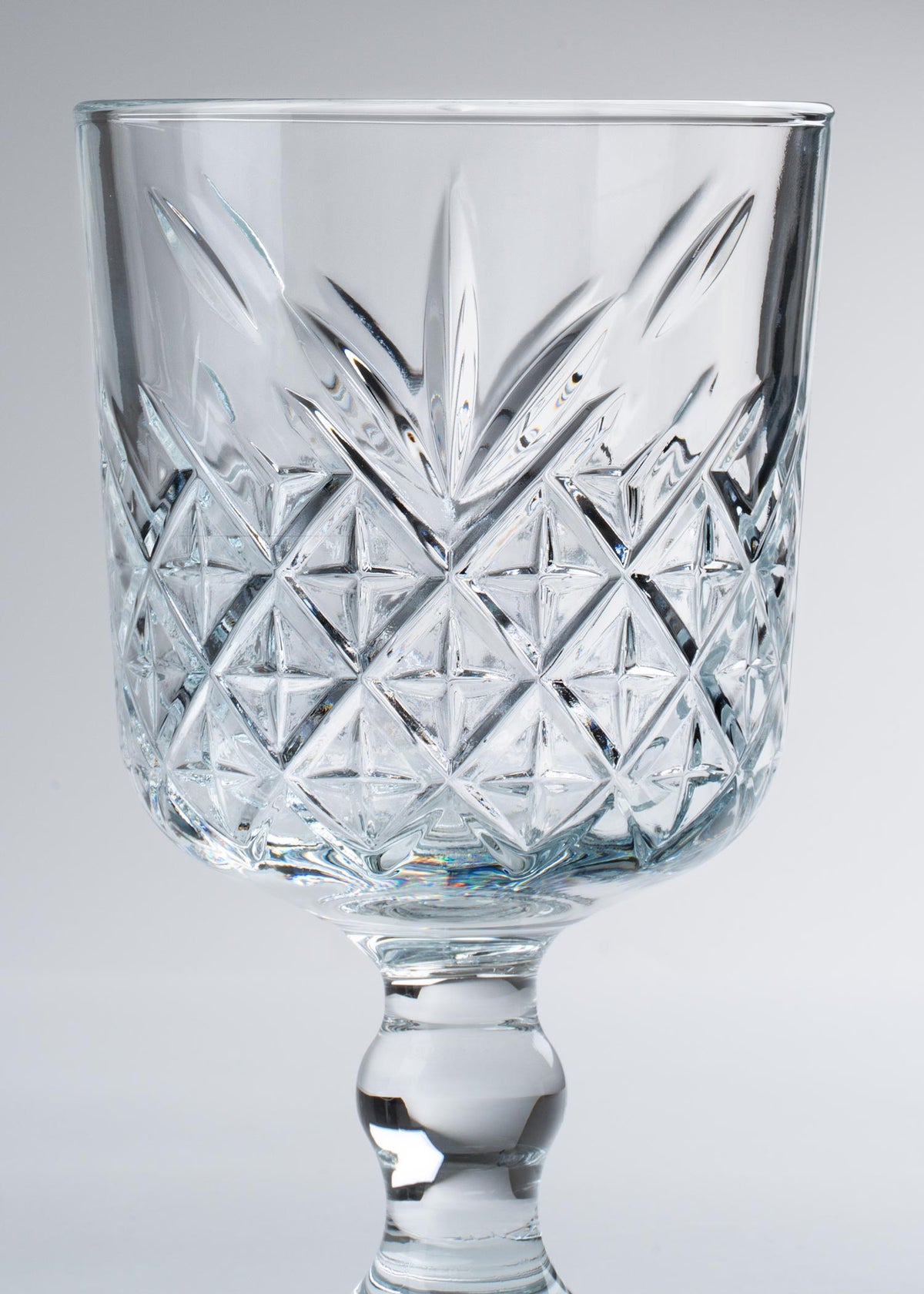 Copa de vidrio transparente para agua Timeless 333 ml — imagen de producto, vista 3