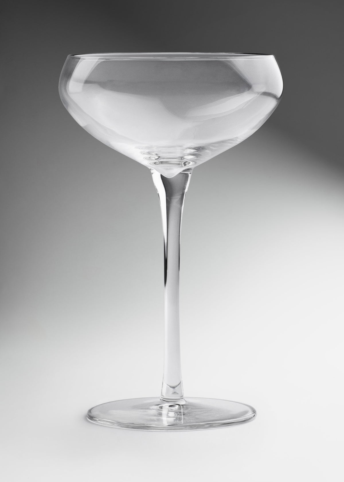 Copa para coctel de vidrio transparente Coupe 266 ml — imagen de producto