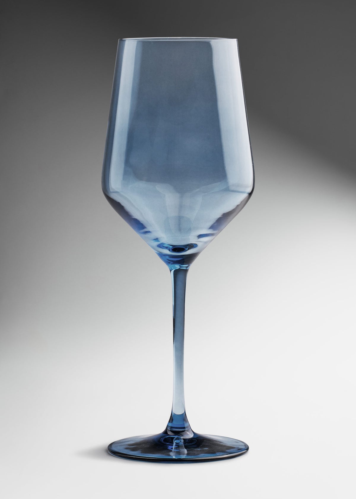 Copa elegante para coctelería premium de cristal pintado azul Mencía 505 ml — imagen de producto