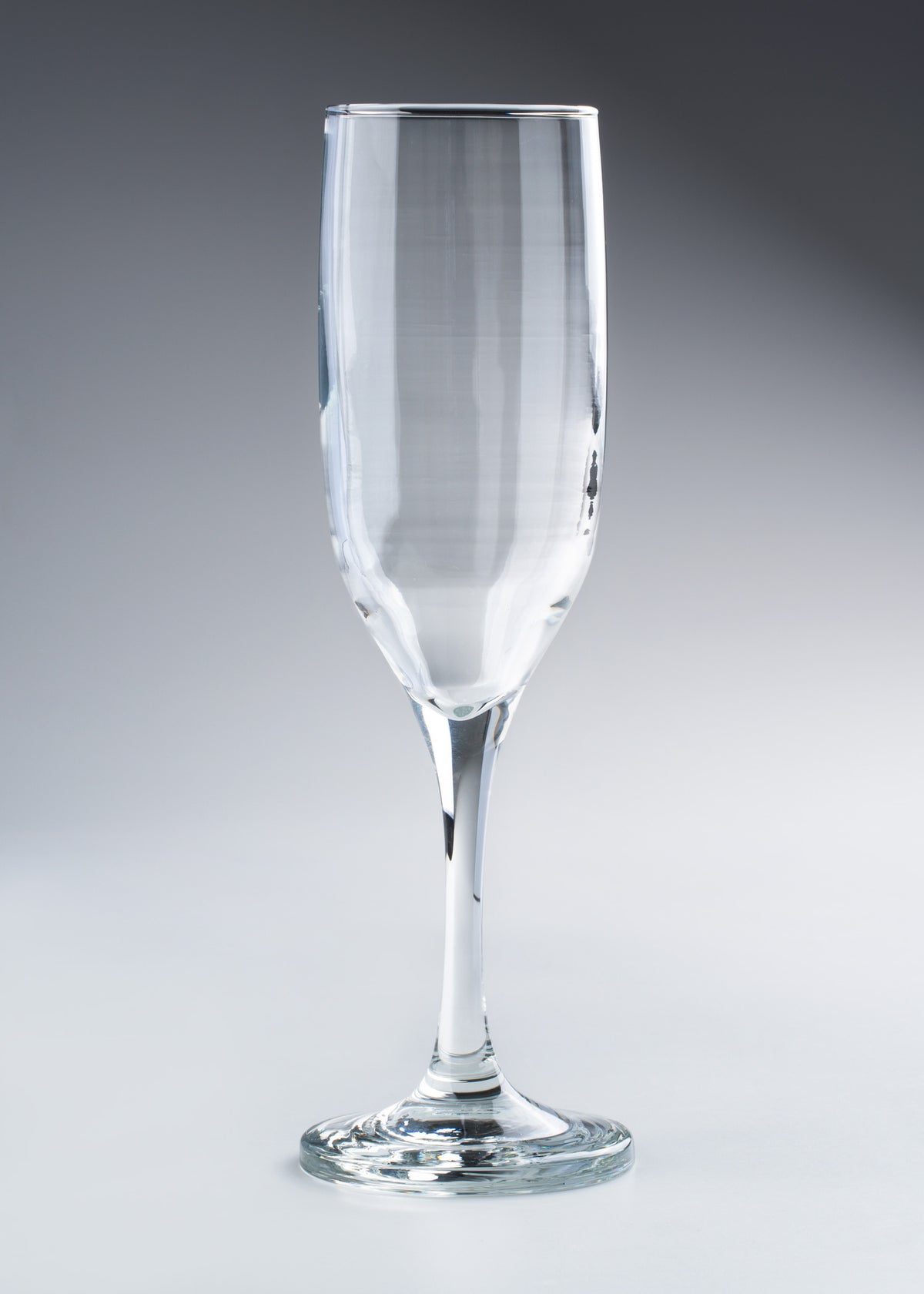Copa de champagne flauta de vidrio transparente Calif 190 ml — imagen de producto, vista 1