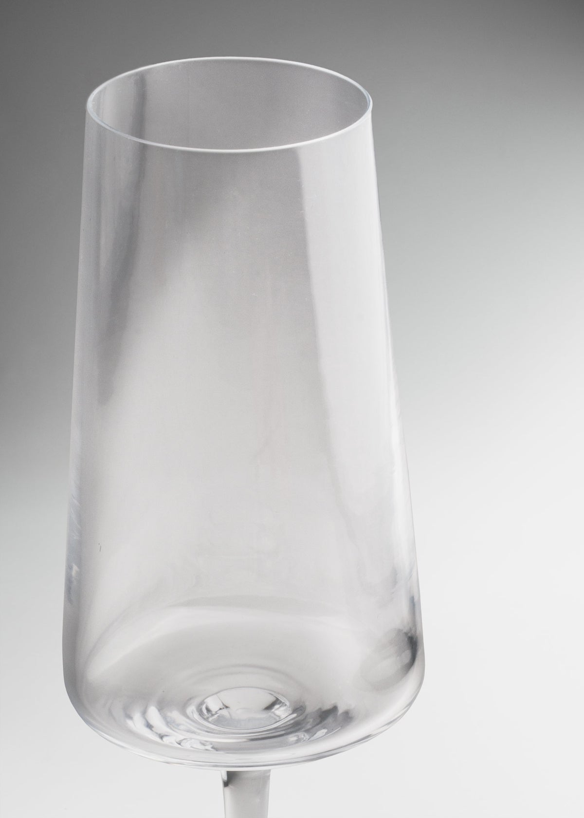 Copa flauta para champaña de vidrio transparente Kronoz 230 ml — imagen de producto