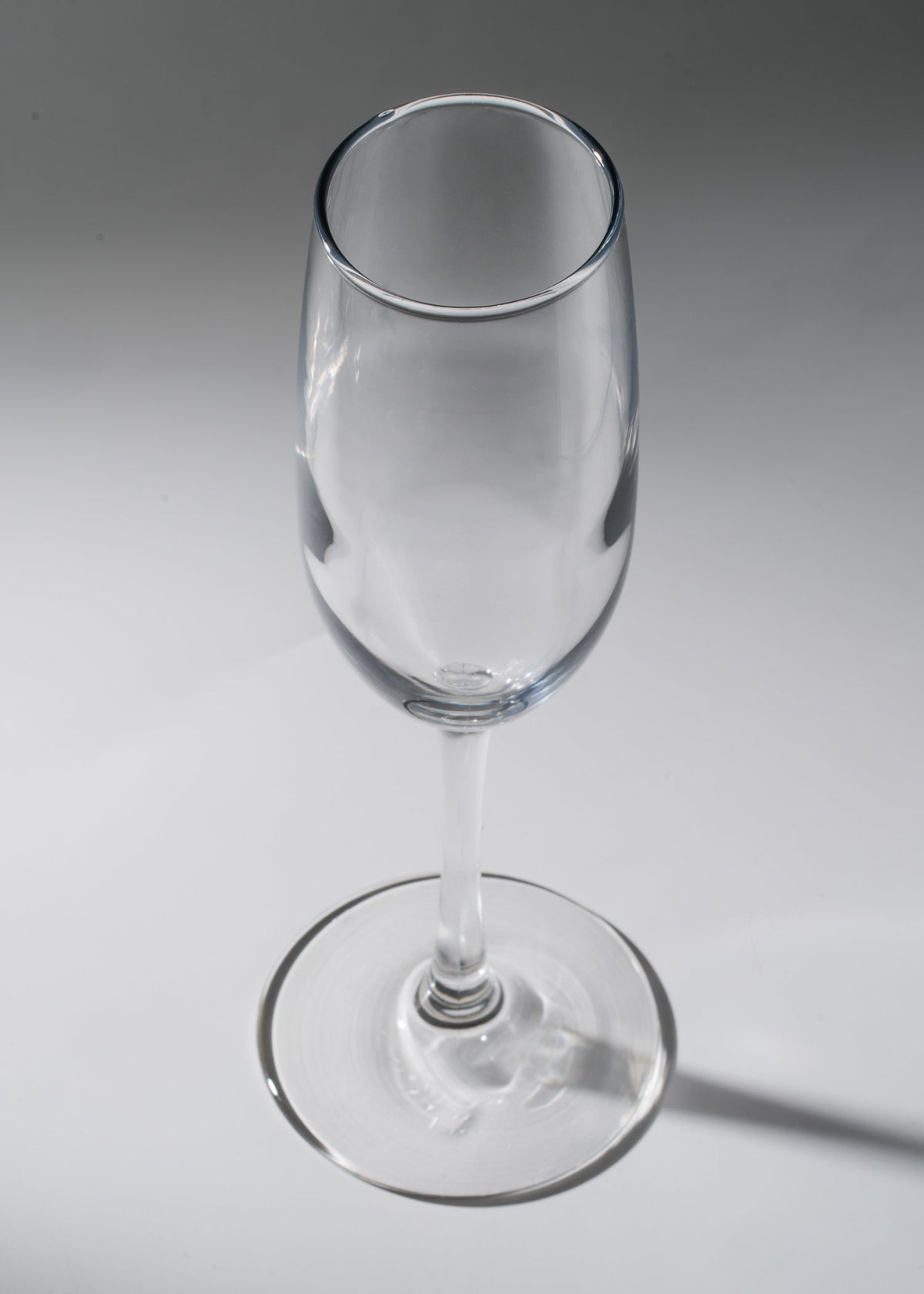 Copa flauta de cristal transparente de 237 ml