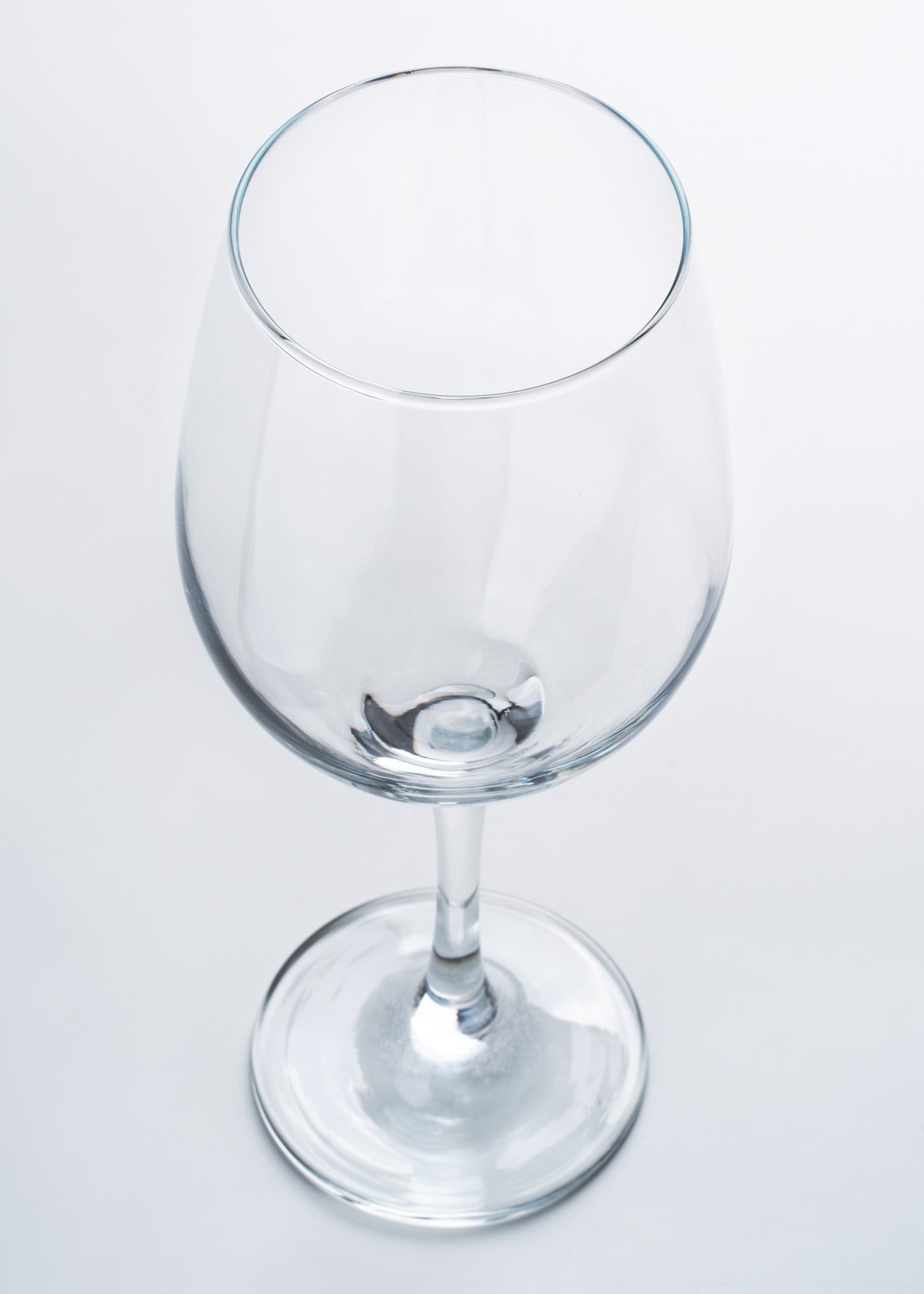 Copa vino tinto de vidrio transparente Barone 600 ml — imagen de producto, vista 3