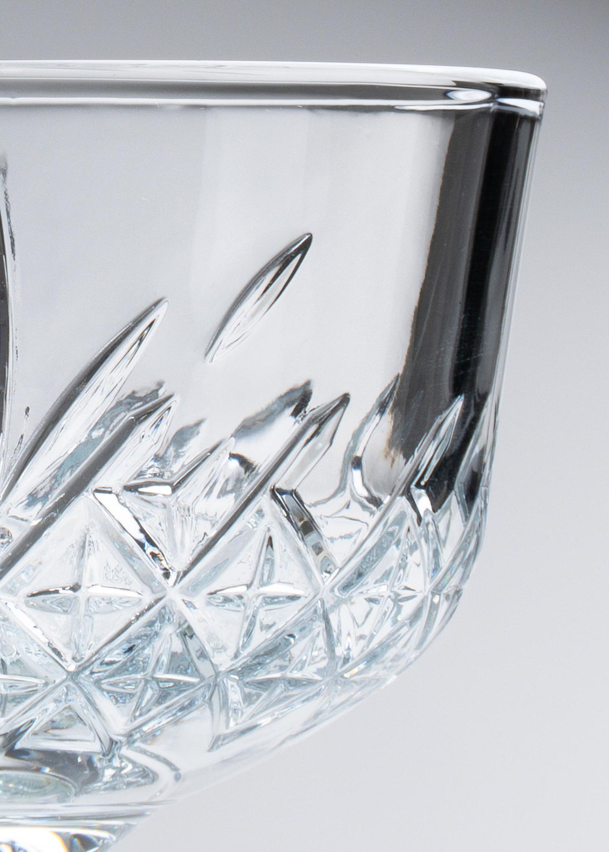 Copas de vidrio transparente para cócteles Timeless Nick and Nora 160 ml — imagen de producto, vista 4