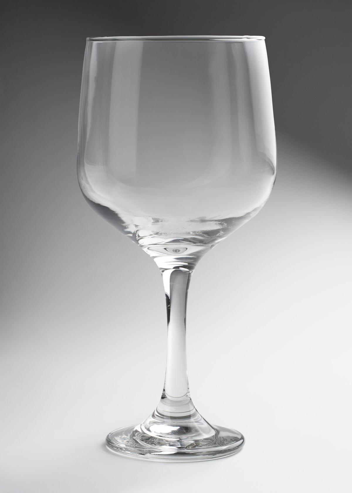 Copa para vino tinto de vidrio transparente para ginebra Gin 650 ml — imagen de producto