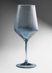 Copa de cristal azul con líneas texturizadas elegante para restaurante y bar 625 ml — imagen de producto