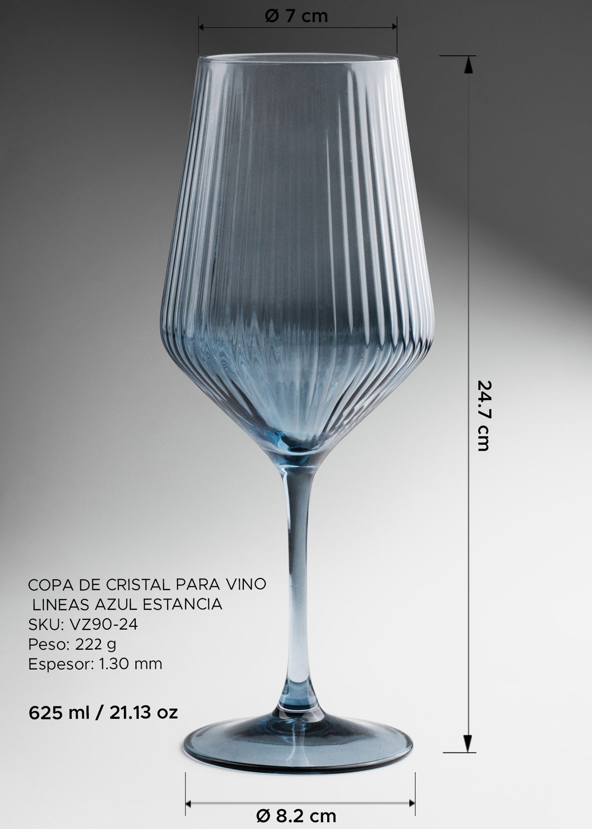 Copa de cristal azul con líneas texturizadas elegante para restaurante y bar 625 ml — imagen de producto