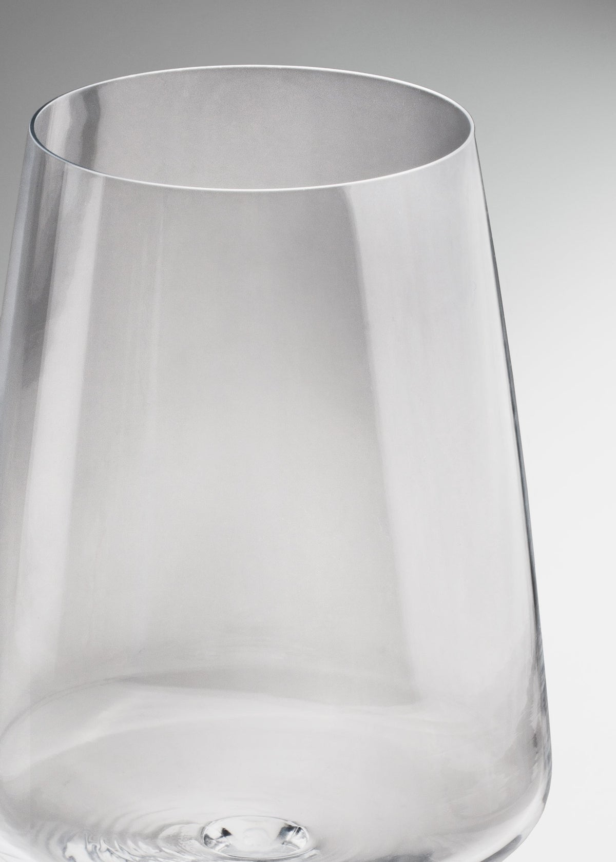 Copa para vino tinto de vidrio transparente Kronoz 520 ml — imagen de producto