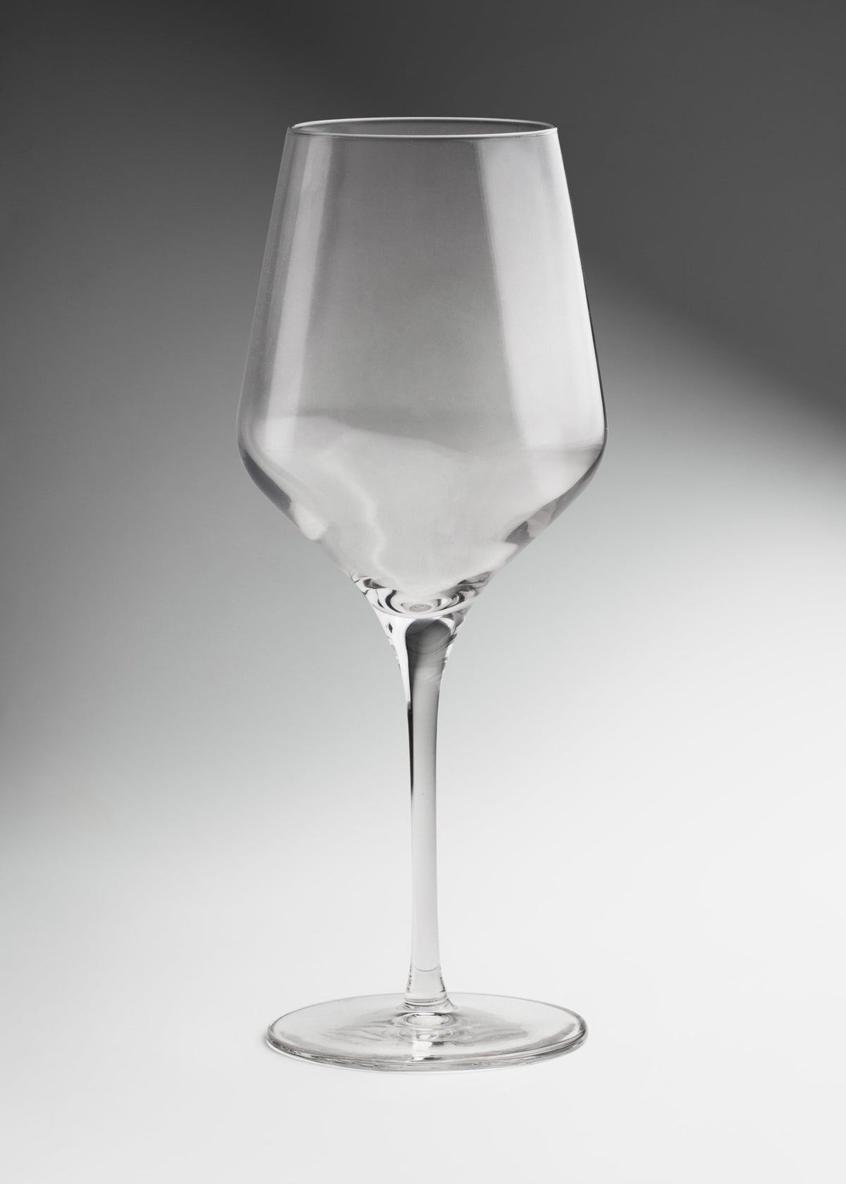 Copa para vino tinto de vidrio transparente Prism 480 ml — imagen de producto
