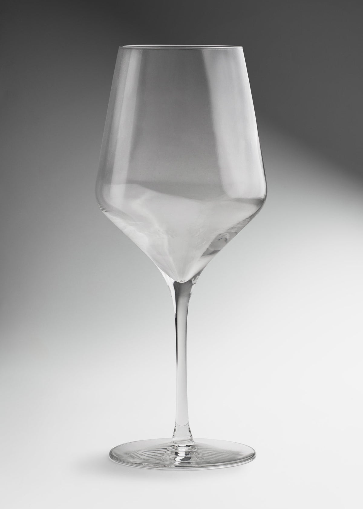 Copa para vino tinto de vidrio transparente Prism 600 ml — imagen de producto