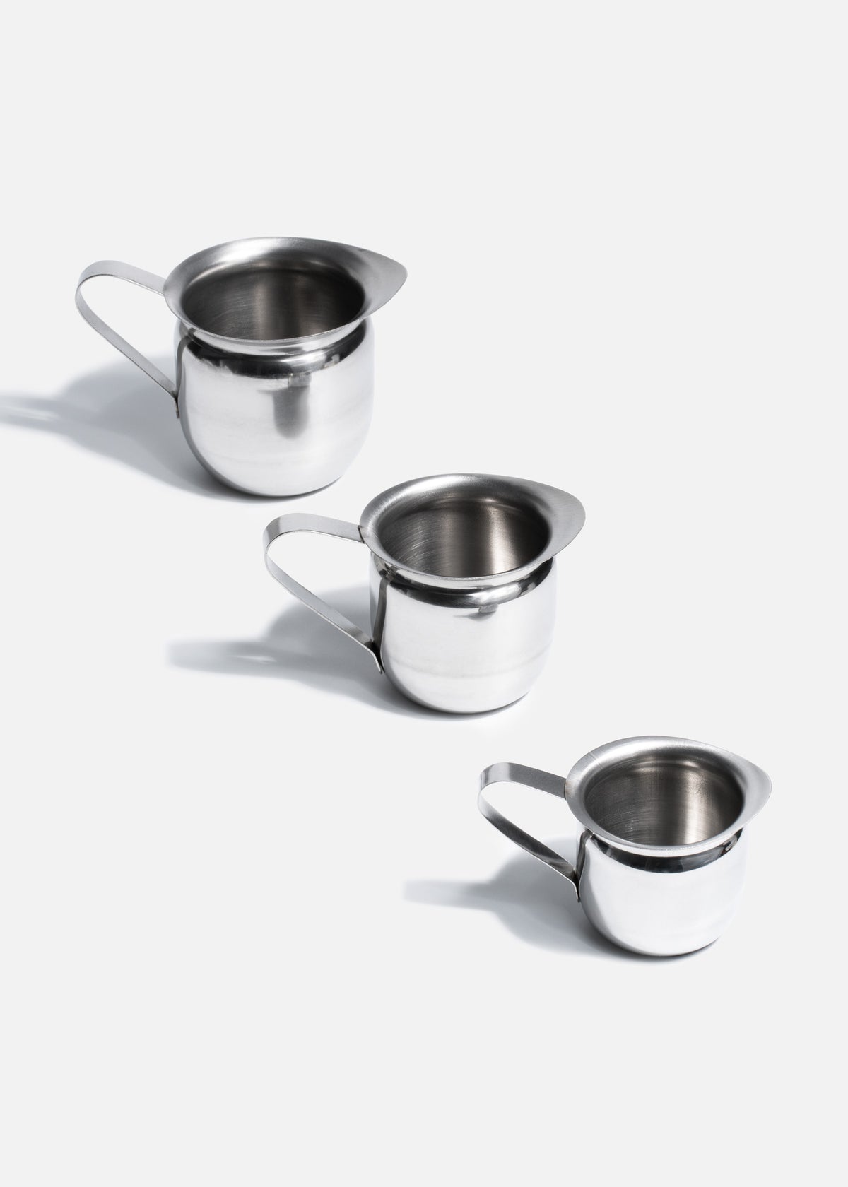 Cremeras de acero inoxidable plata Inox Cream 3, 5 y 8 oz — imagen de producto