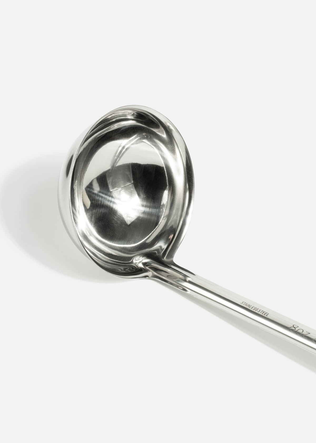 Cucharones de acero inoxidable plata Essential 2, 4, 6, 8, 12 oz — imagen de producto