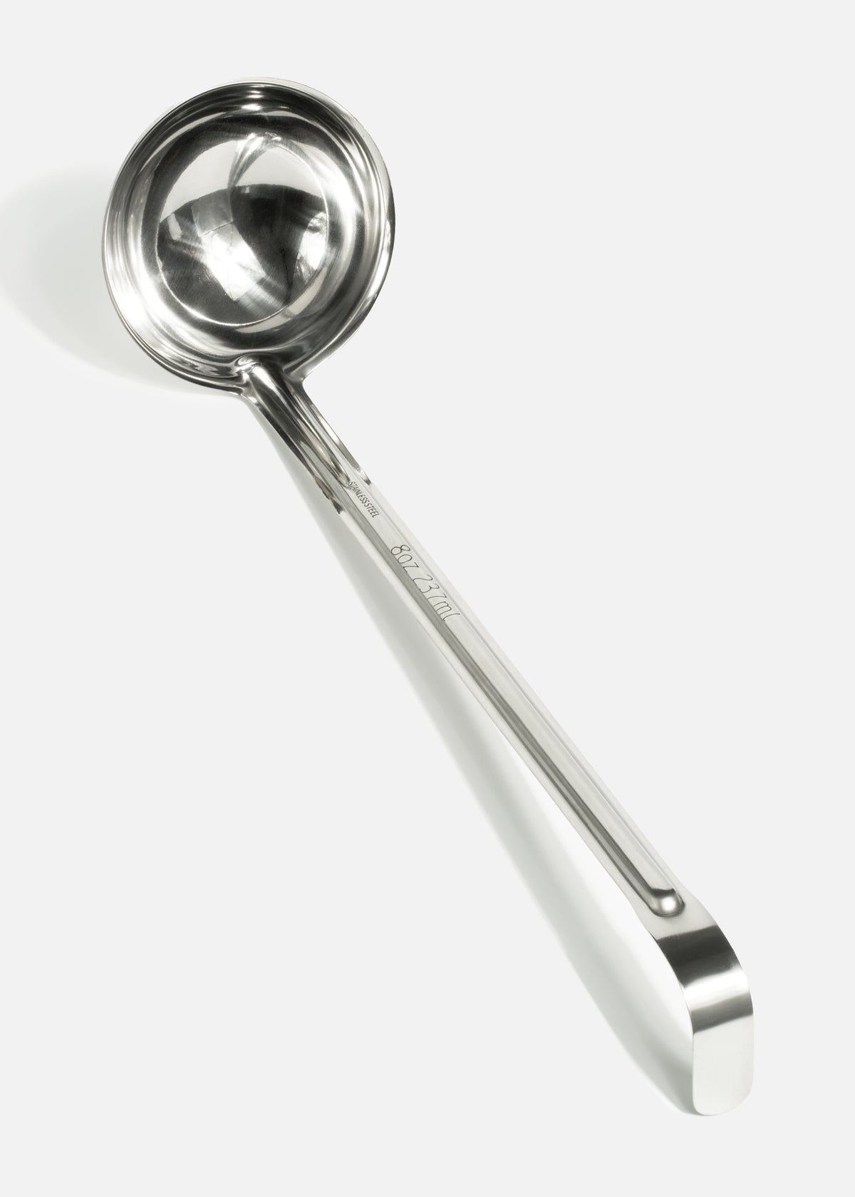 Cucharones de acero inoxidable plata Essential 2, 4, 6, 8, 12 oz — imagen de producto