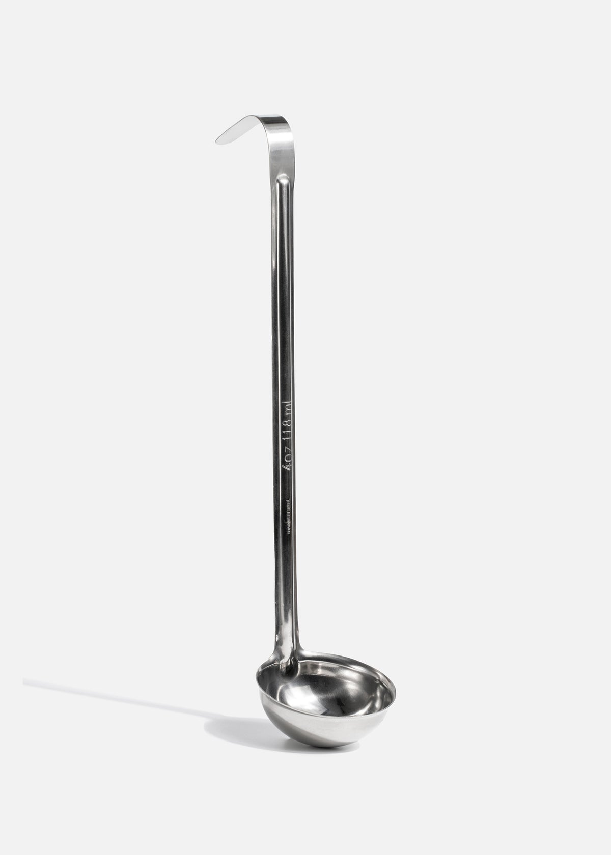 Cucharones de acero inoxidable plata Essential 2, 4, 6, 8, 12 oz — imagen de producto