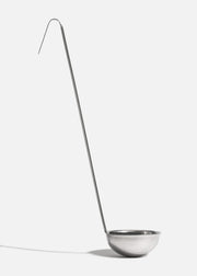 Cucharon para cocina de acero inoxidable plata Karu 4 oz — imagen de producto, vista 1