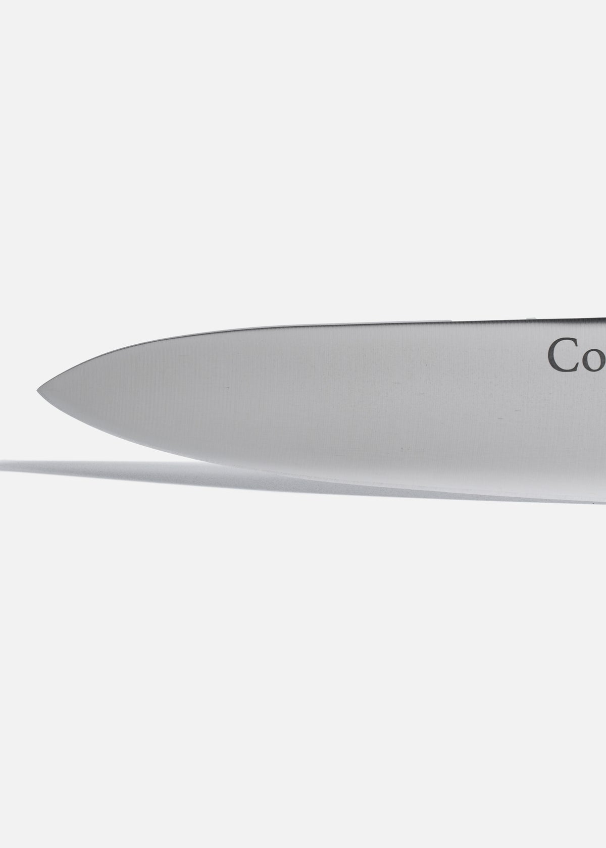encuentra cuchillo de acero inoxidable maha