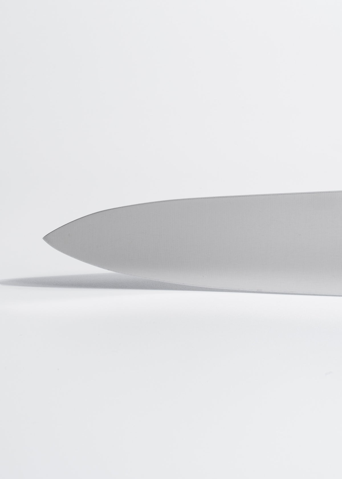 encuentra cuchillo de acero inoxidable maha