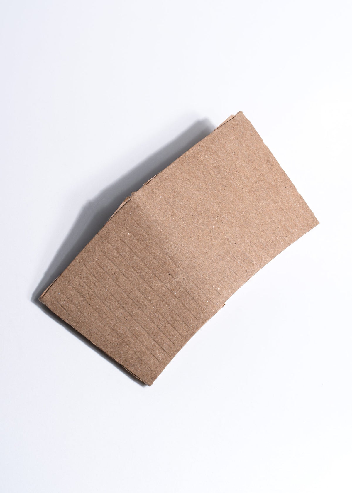 Manga para vaso de papel kraft blanco y café Carte Blanc — imagen de producto, vista 3