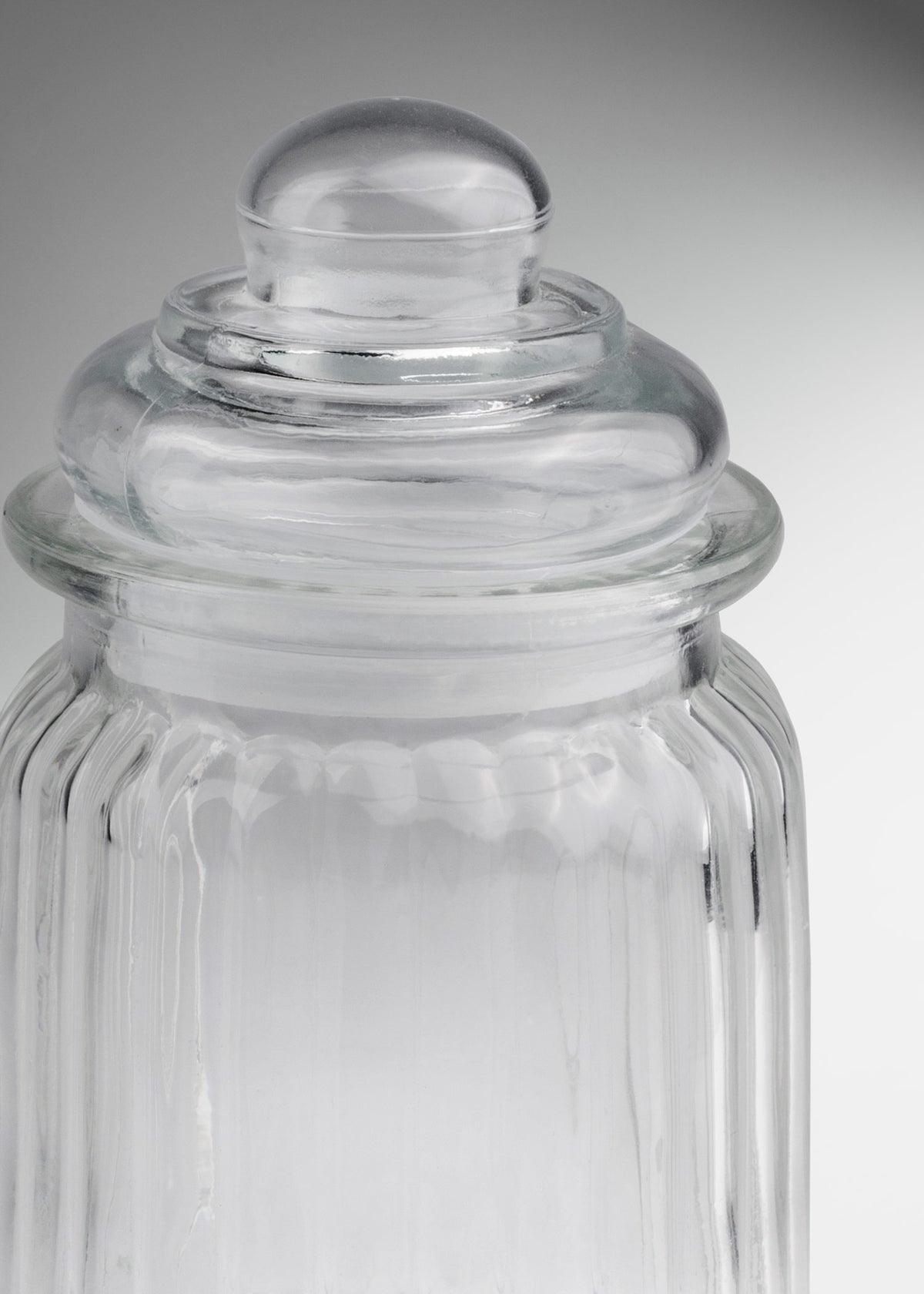 Frasco de vidrio estriado con tapa hermética para vela 300 y 650 ml — imagen de producto