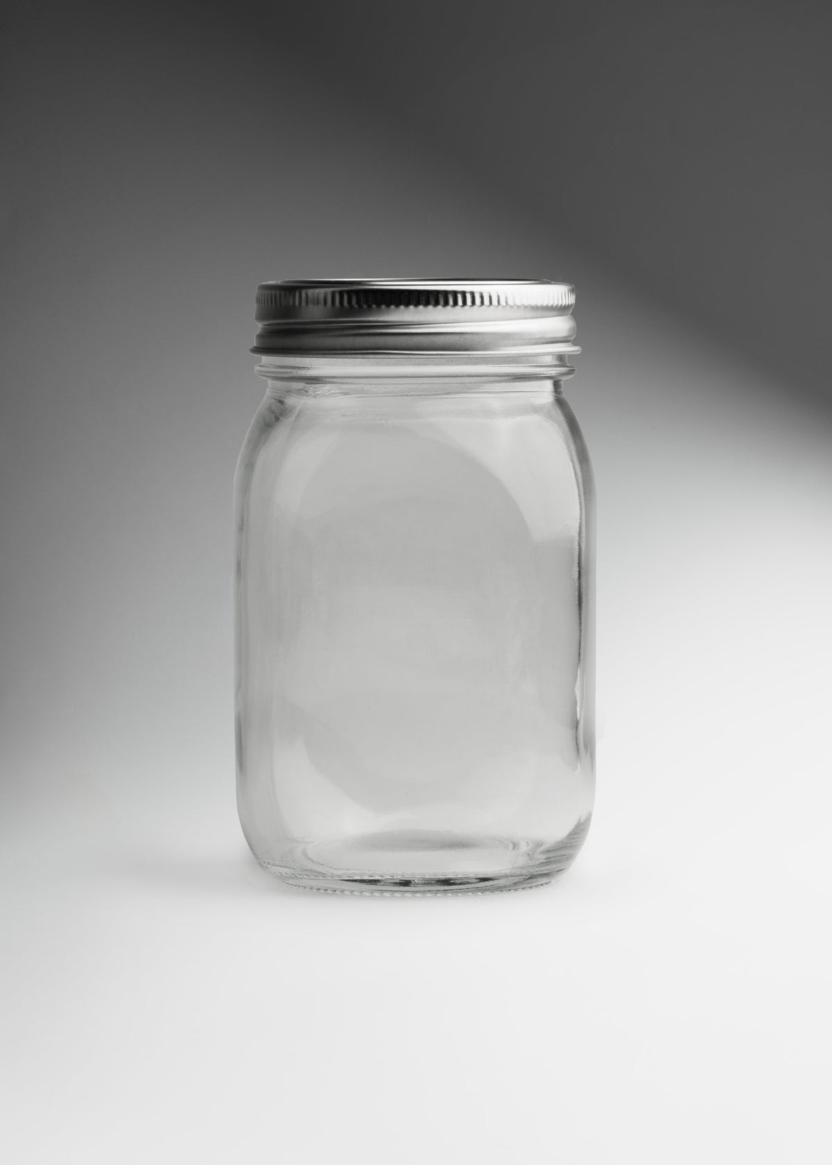 Frascos para conserva cilindro de vidrio transparente con tapa plateada de dos piezas 300 ml, 500 ml y 1 L — imagen de producto