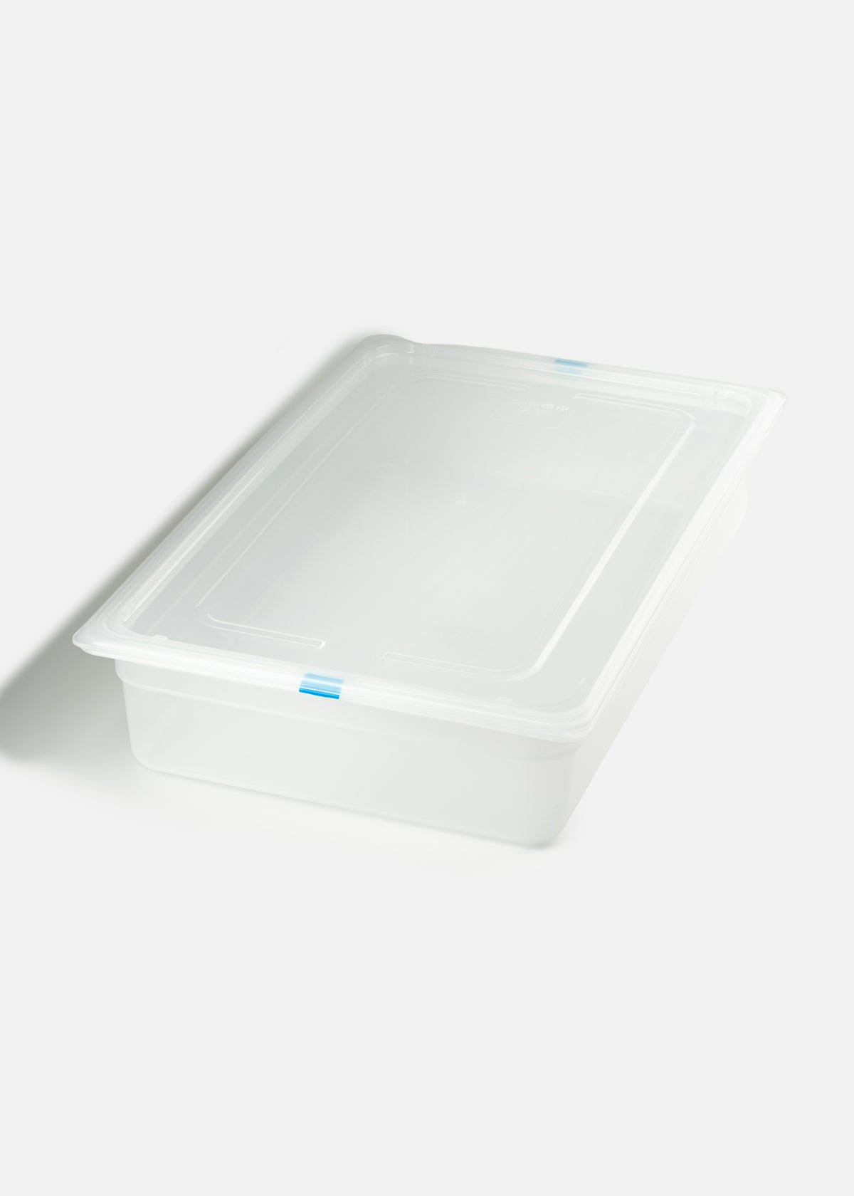 Insertos con tapa de plástico (polipropileno) transparente profundidad 4"/ 10 cm — imagen de producto