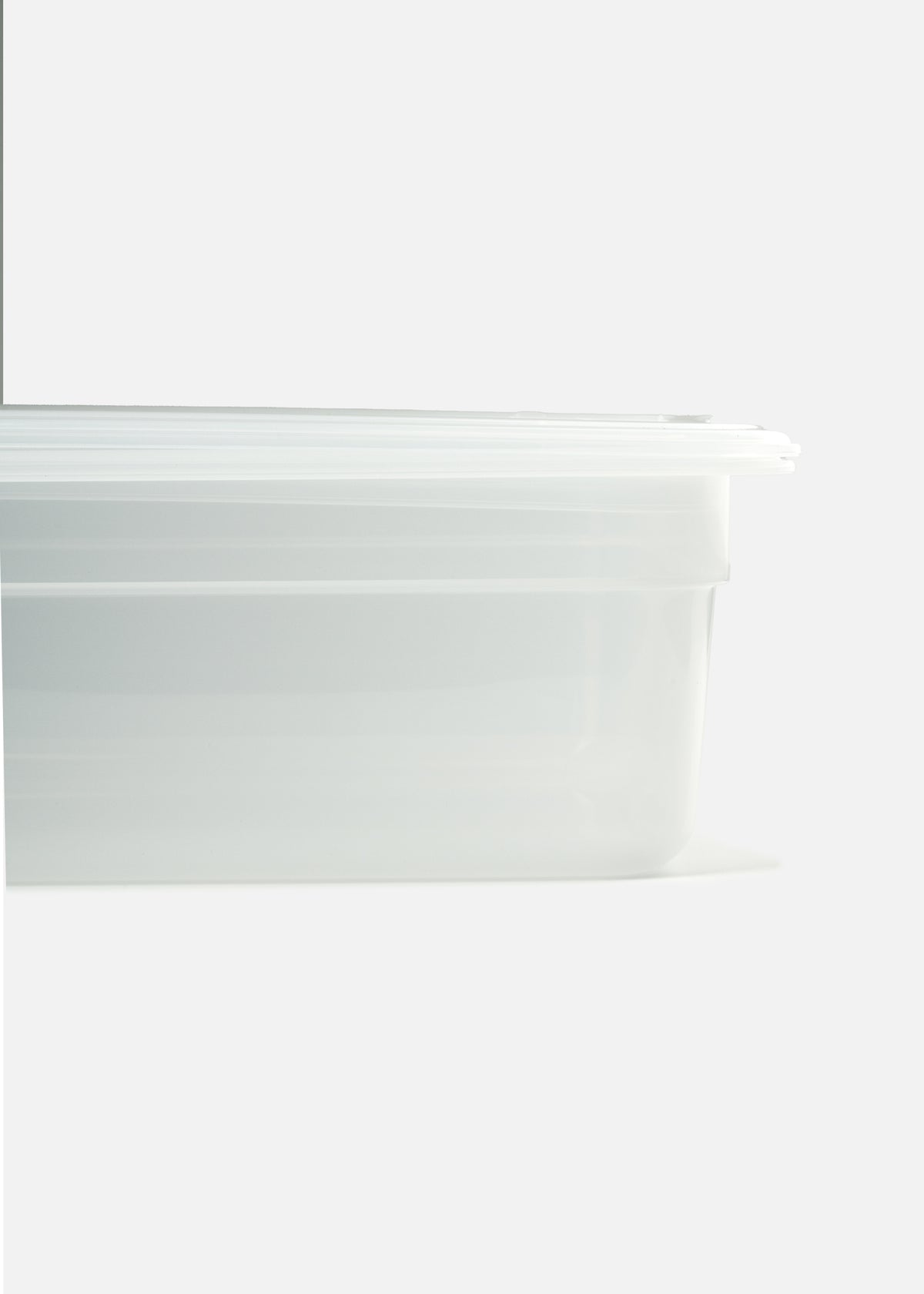 Insertos con tapa de plástico (polipropileno) transparente profundidad 4"/ 10 cm — imagen de producto