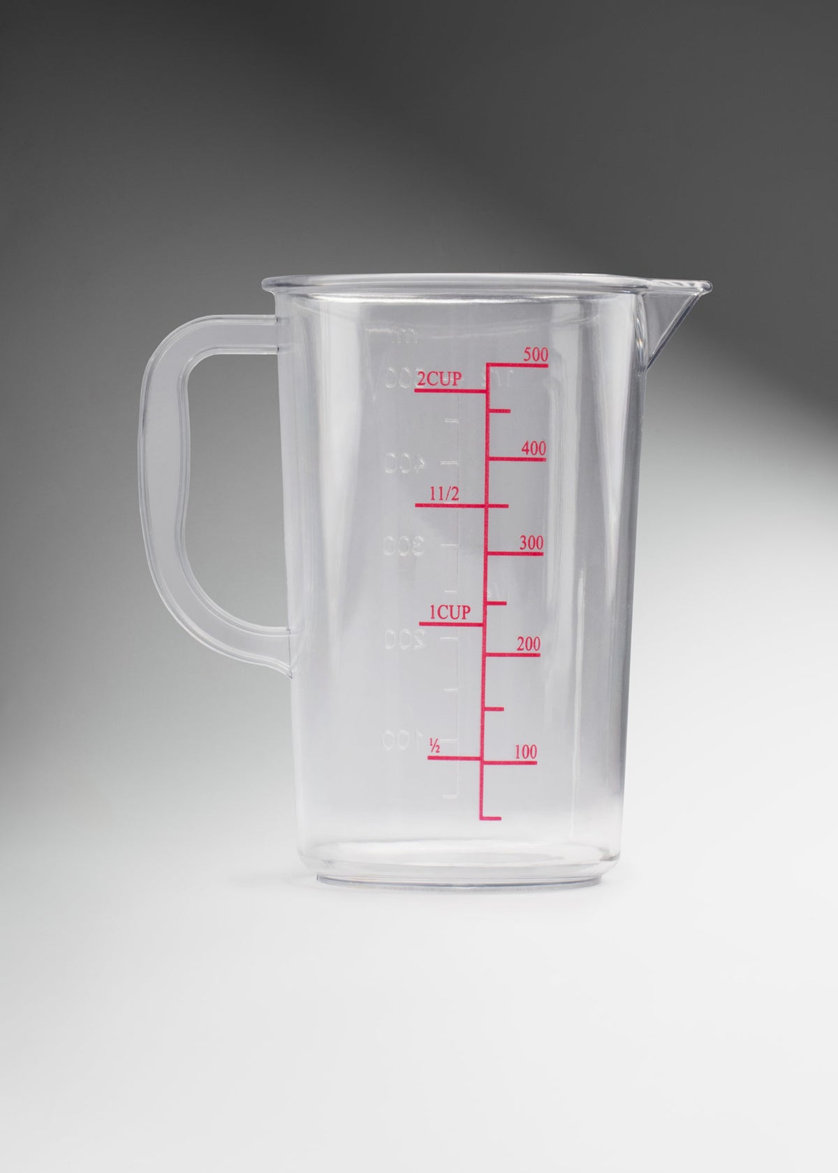 Jarra medidora de policarbonato transparente económica 500 ml — imagen de producto