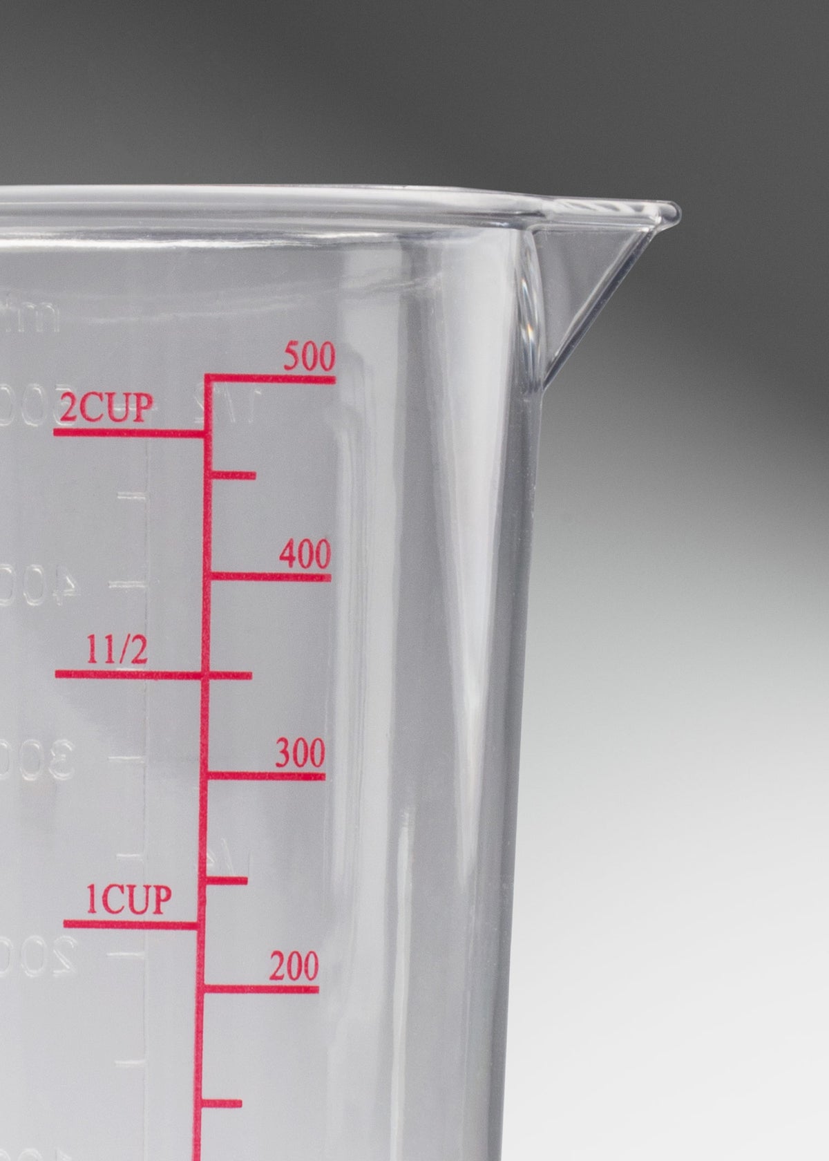 Jarra medidora de policarbonato transparente económica 500 ml — imagen de producto