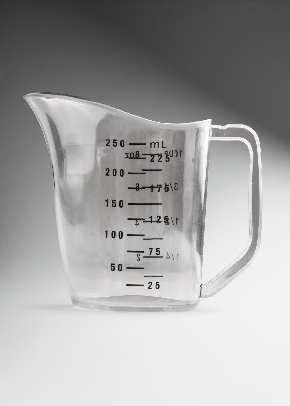 Jarra medidora de policarbonato transparente económica para cocina profesional 250 ml — imagen de producto